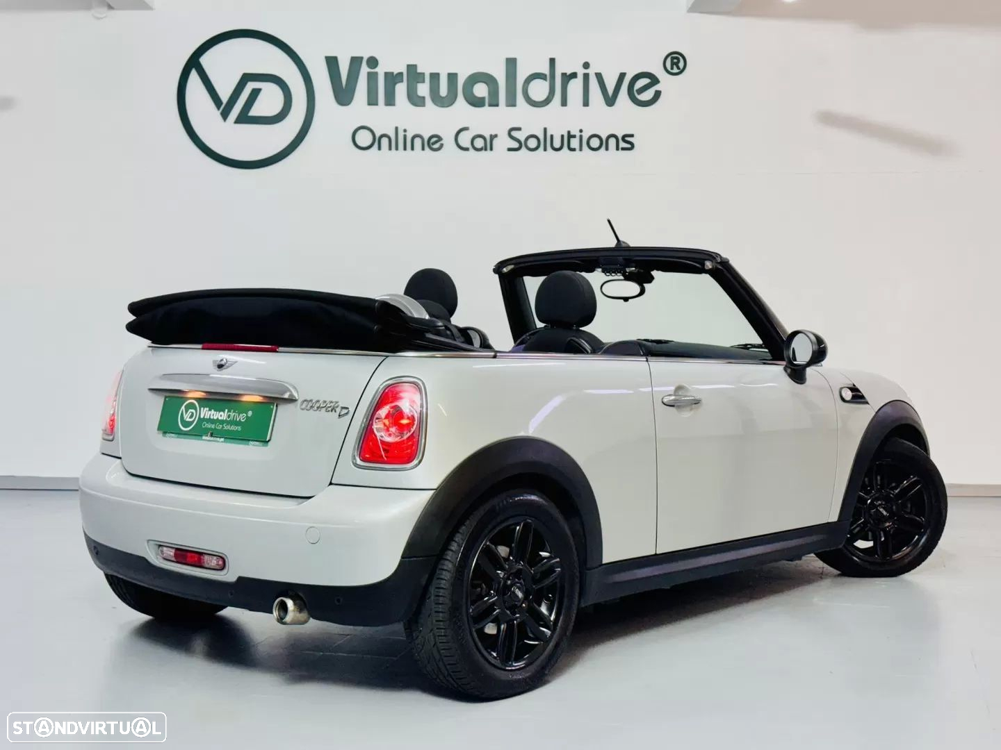 MINI Cabrio Cooper D - 6