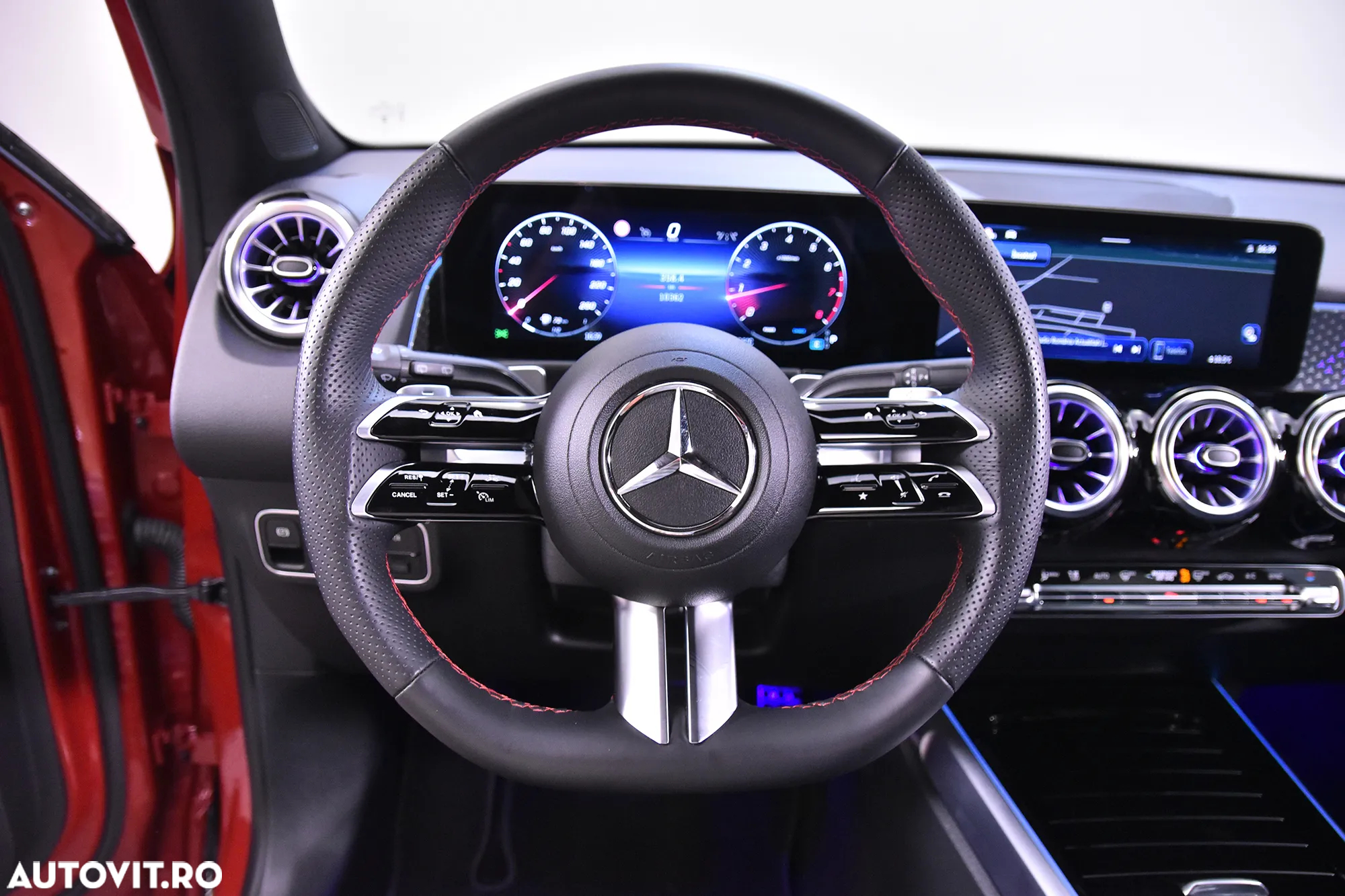 Mercedes-Benz GLB 220 4MATIC MHEV Aut. - 18