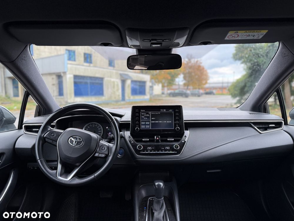 Toyota Corolla - 13