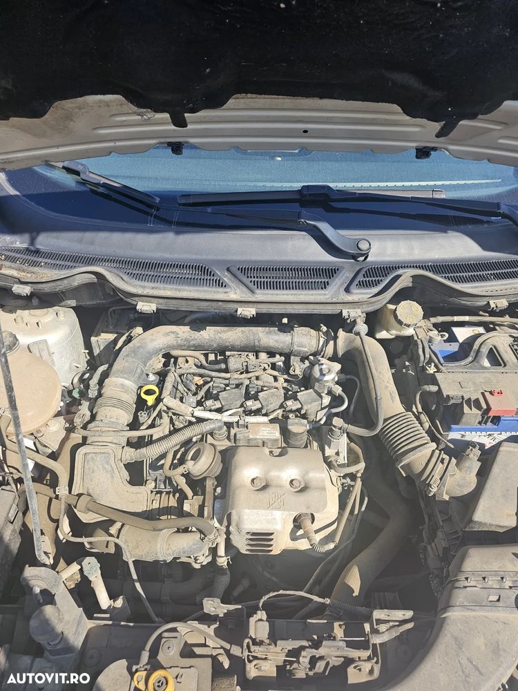 Ford EcoSport - 15
