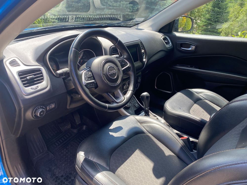 Jeep Compass - 8