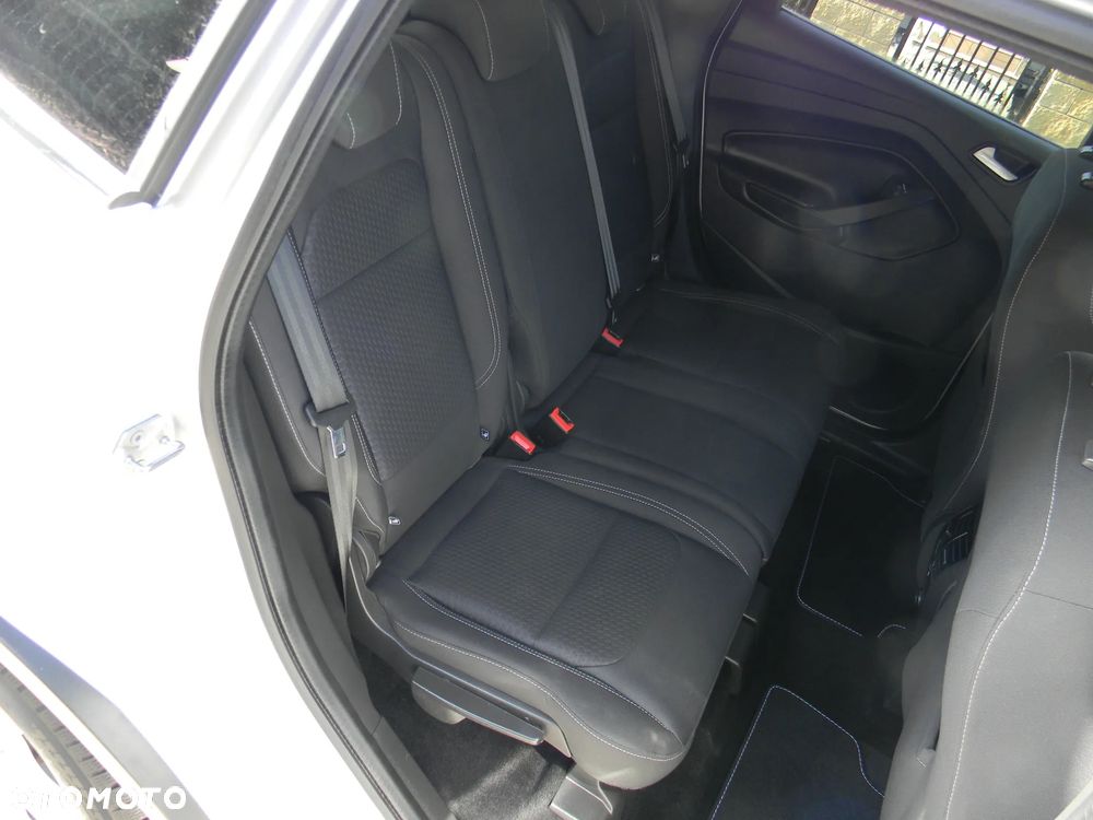 Ford Kuga 1.5 EcoBoost 2x4 Business Edition - 26