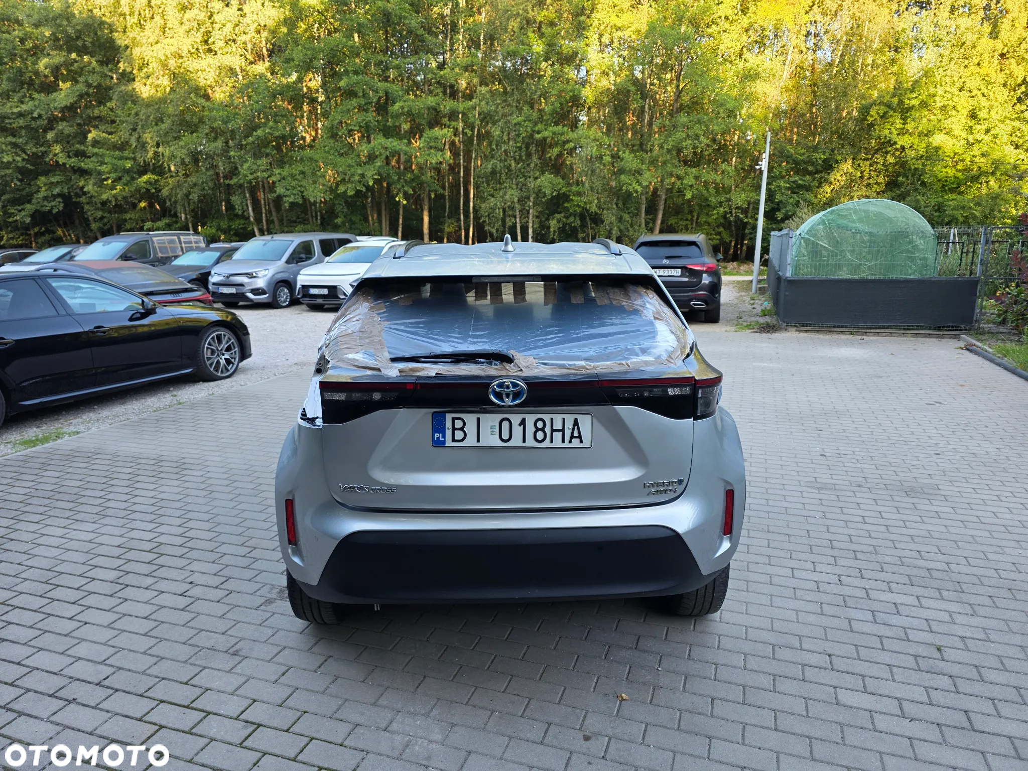 Toyota Yaris Cross Hybrid 1.5 Comfort 4x4 - 6