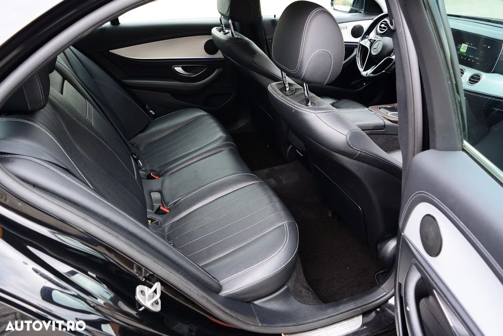 Mercedes-Benz E 300 de 9G-TRONIC - 7