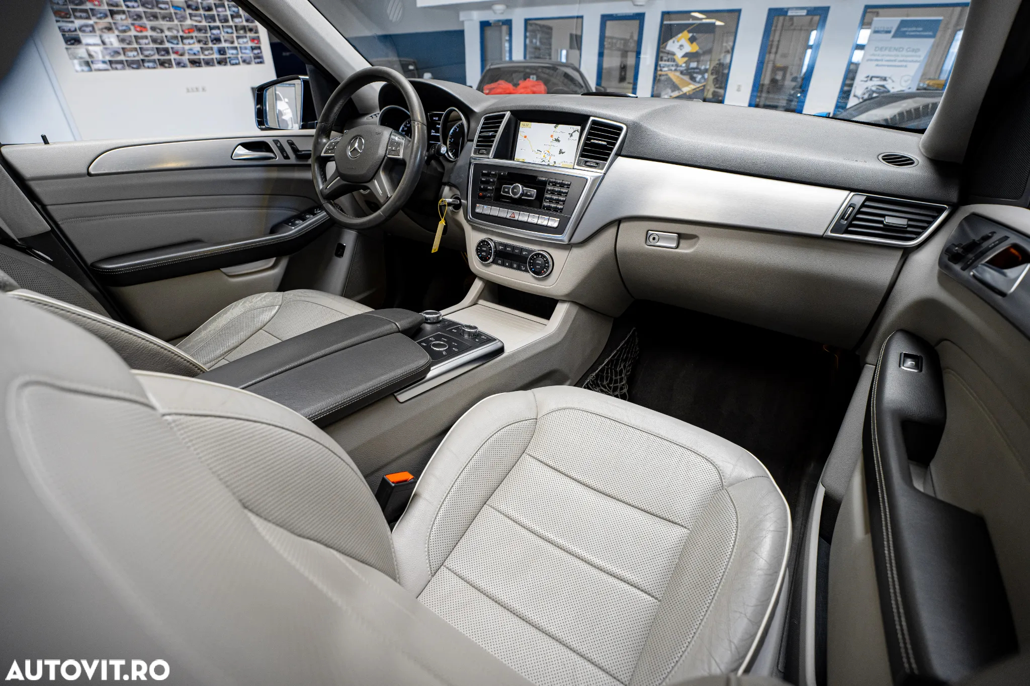 Mercedes-Benz ML 350 BlueTec 4MATIC Aut - 16