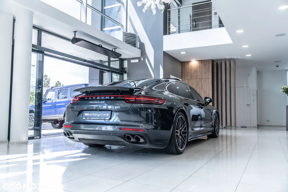Porsche Panamera 4S GPF Executive - 12