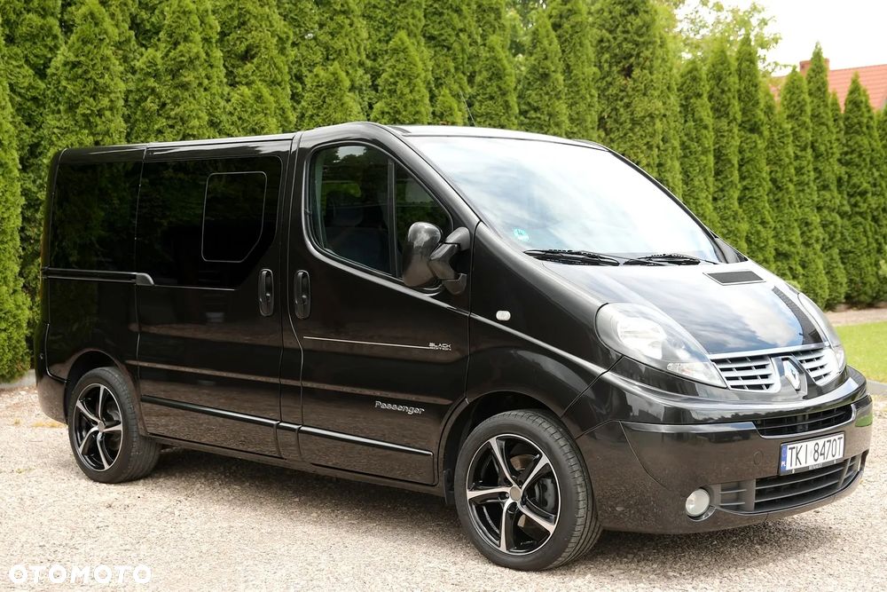 Renault Trafic FAP Passenger Black Edition - 10