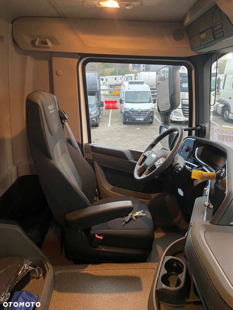 DAF XFC 480 FAD 8x4 - 5
