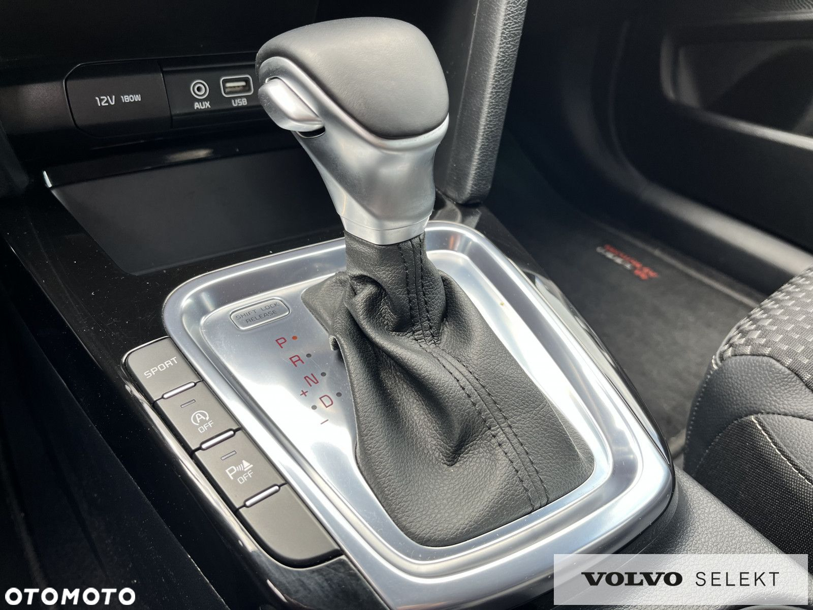 Kia Ceed - 21