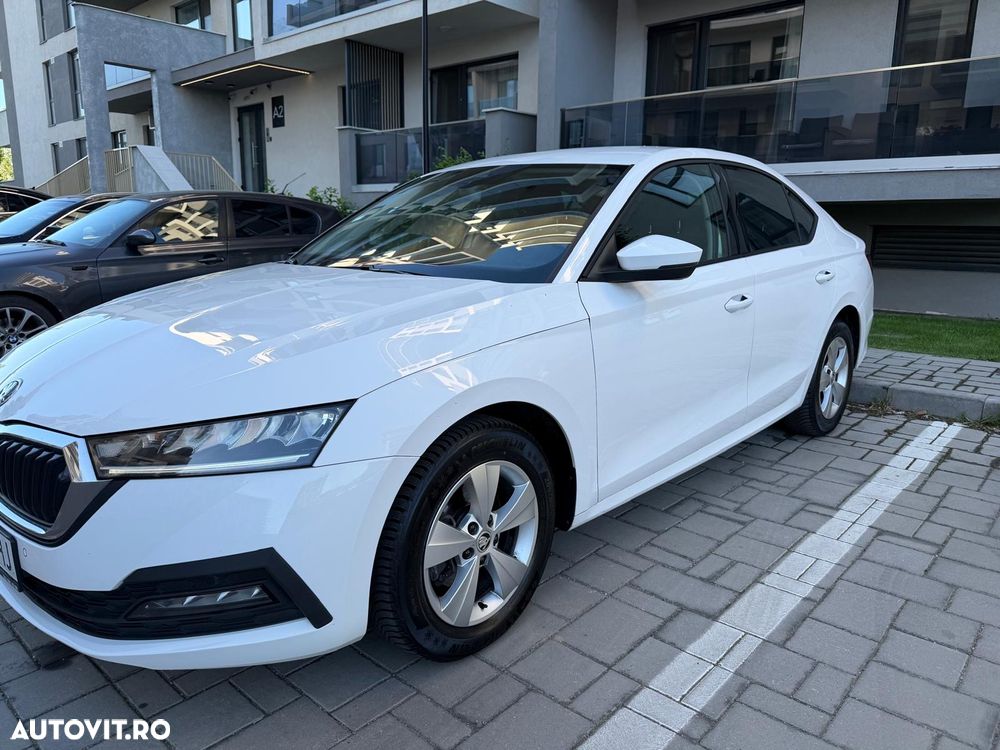 Skoda Octavia 2.0 TDI DSG Style - 1