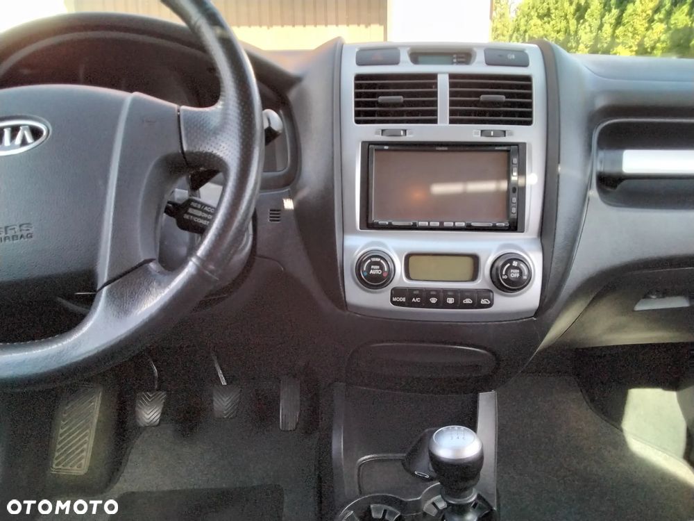 Kia Sportage - 10