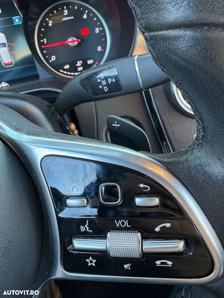 Mercedes-Benz GLC 220 d 4MATIC - 10