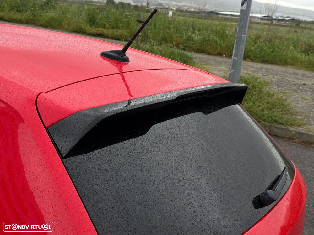 VW Polo 2.0 TSI GTI DSG - 37