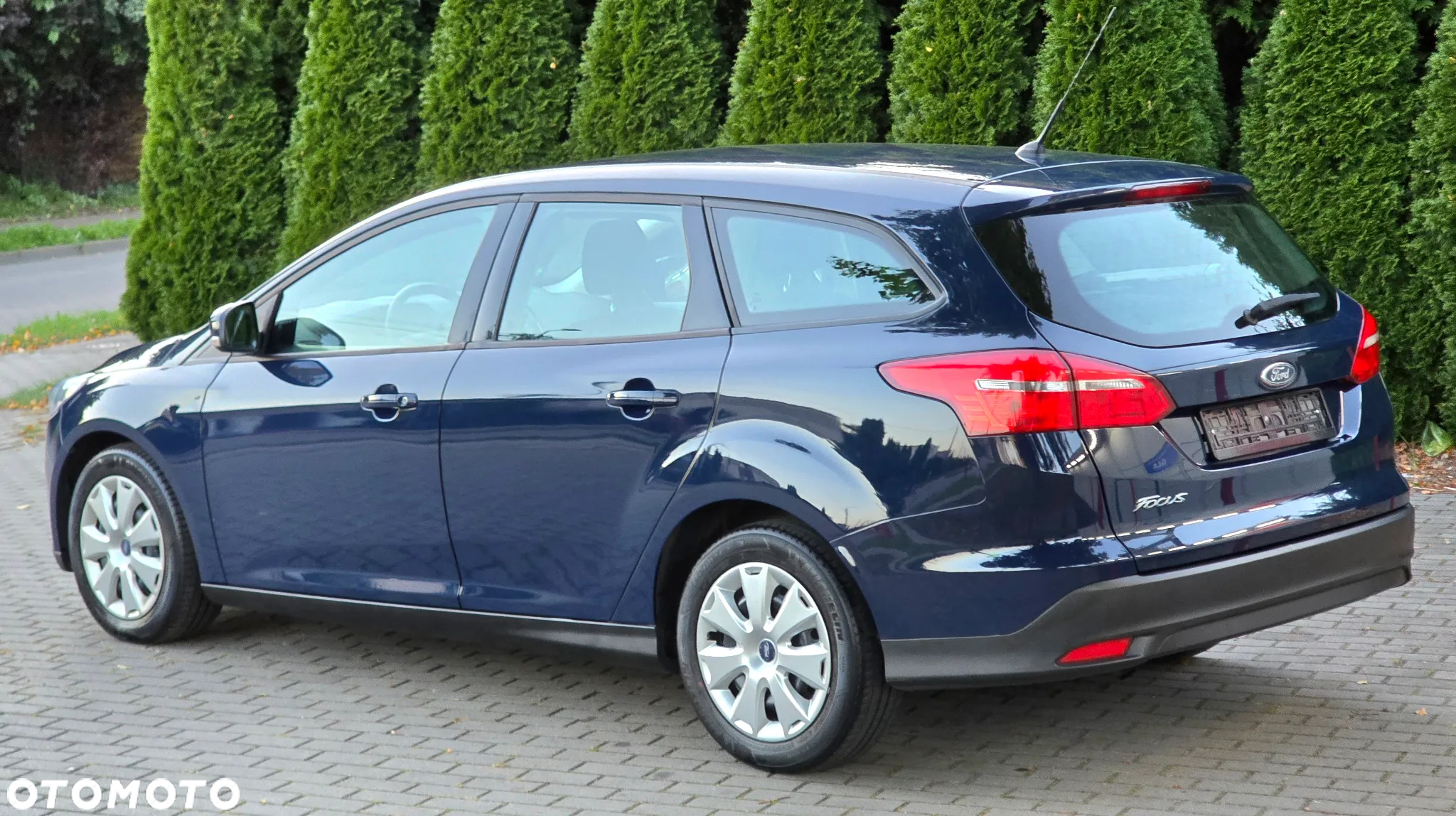 Ford Focus 1.6 TI-VCT Ambiente - 3