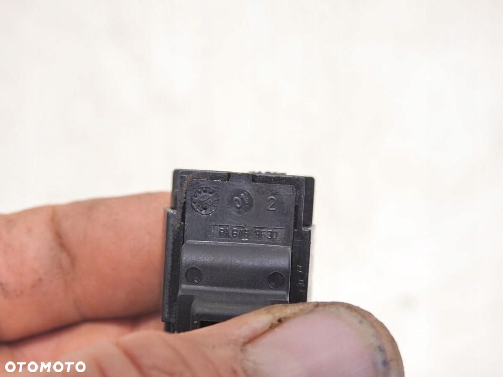 PRZYCISK SZYBY PEUGEOT 607 LIFT - 6