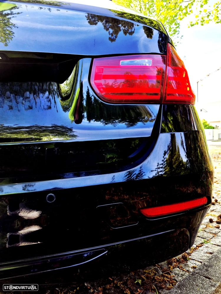 BMW 316 i Sport Line - 18