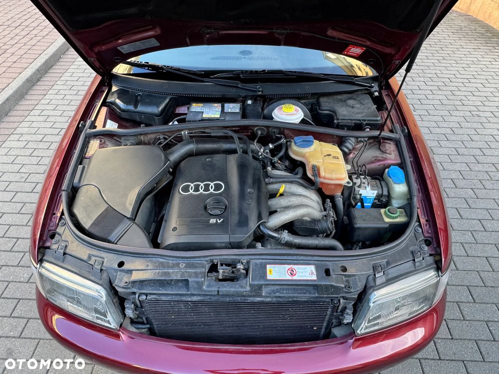 Audi A4 Limousine - 17