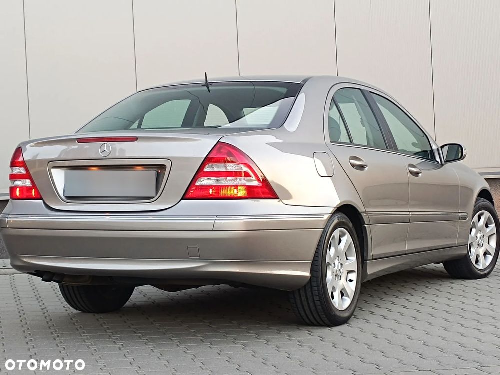 Mercedes-Benz Klasa C 200 Kompressor Automatik Elegance - 28