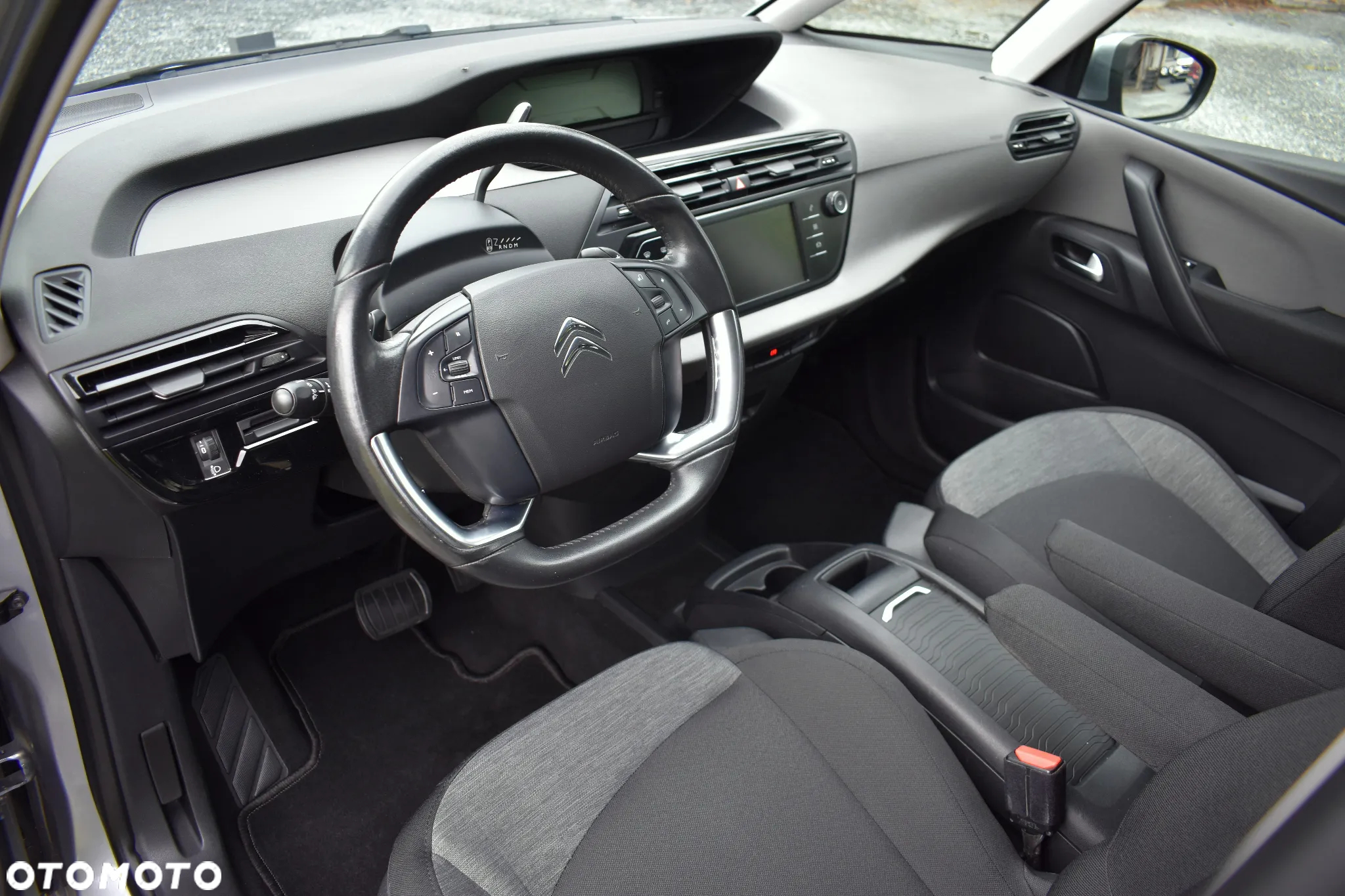 Citroën C4 SpaceTourer PureTech 130 Stop&Start EAT8 SELECTION - 24