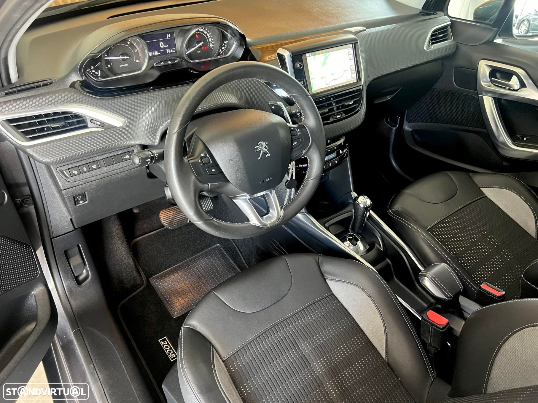 Peugeot 2008 1.6 e-HDi Allure 2-Tronic - 23