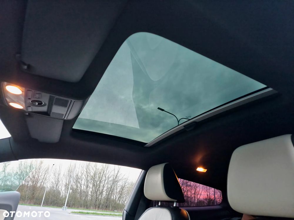 Volkswagen Scirocco 2.0 TDI DSG GTS - 12