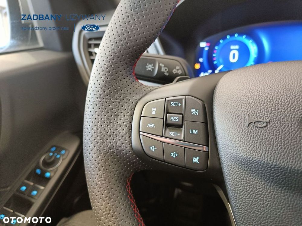 Ford Kuga 2.0 EcoBlue 4x4 ST-LINE X - 21