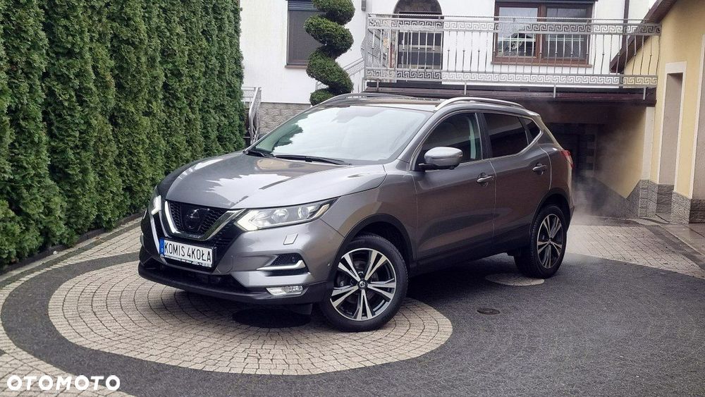 Nissan Qashqai - 2