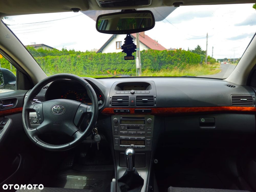 Toyota Avensis 1.8 VVT-i Sol - 8