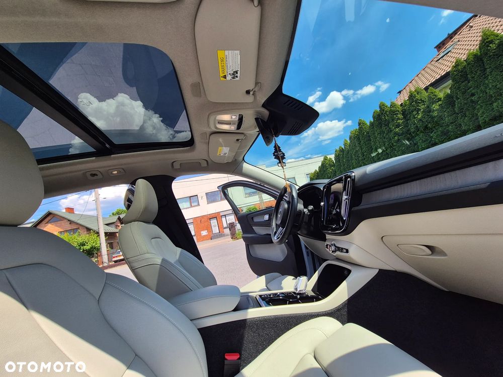 Volvo XC 40 B5 AWD Ultimate Bright - 23