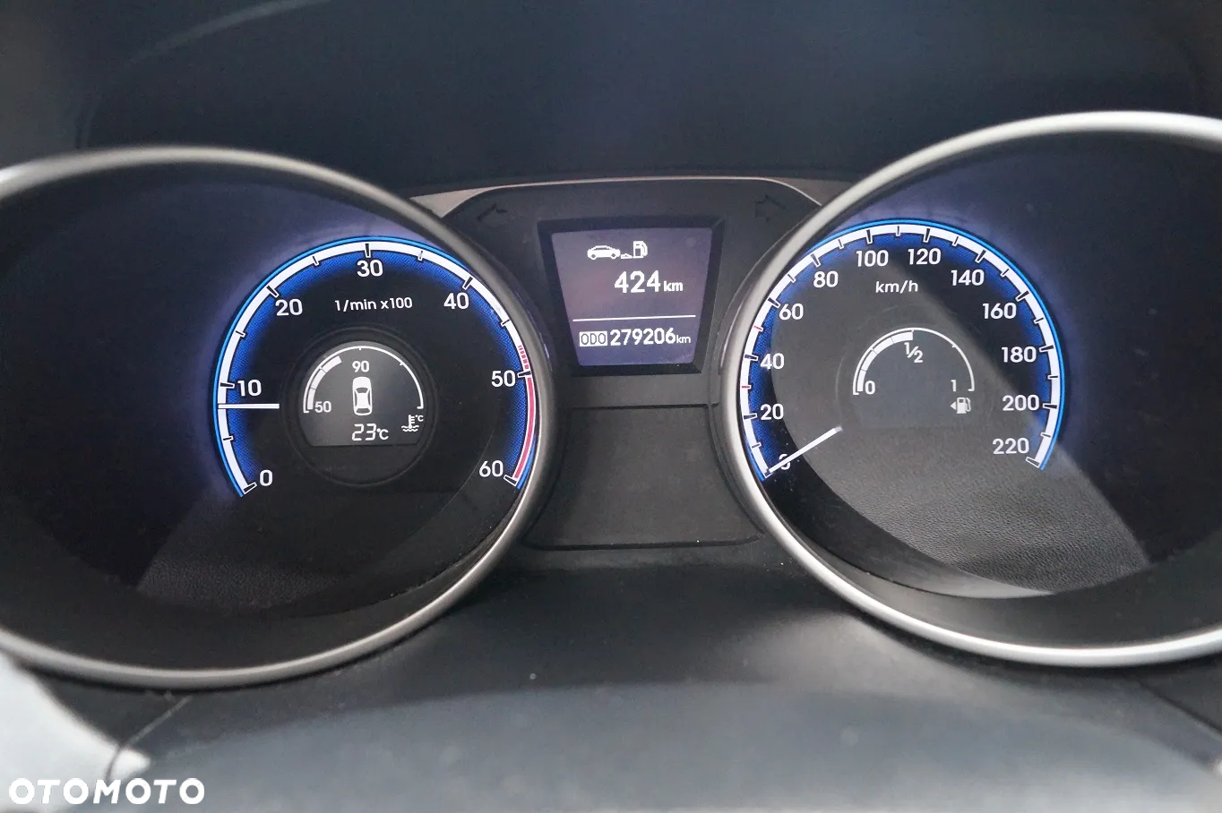 Hyundai ix35 1.7 CRDi 2WD blue Comfort - 27