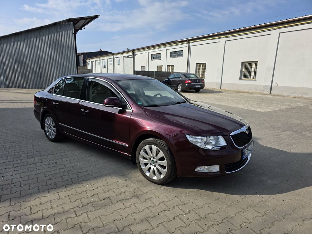 Skoda Superb 1.8 TSI DSG Comfort - 1