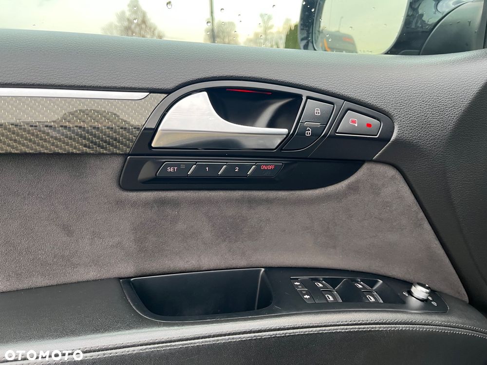 Audi Q7 3.0 TDI DPF clean diesel Quattro Tiptronic - 23