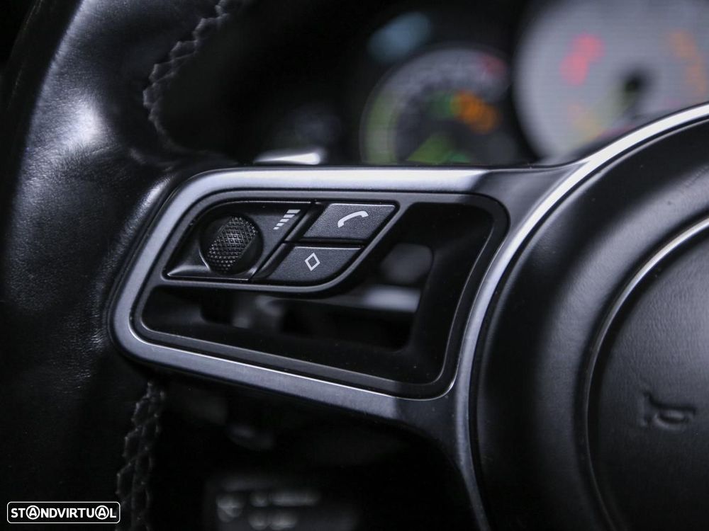 Porsche Cayenne S E-Hybrid Platinum Edition - 25