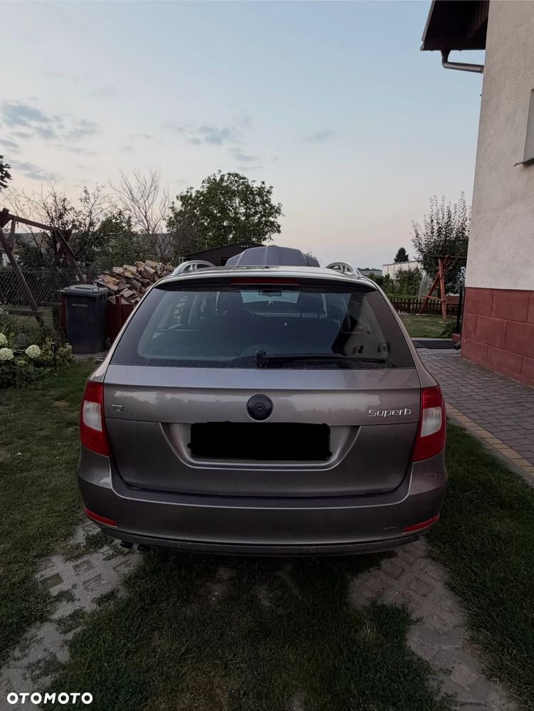 Skoda Superb - 2