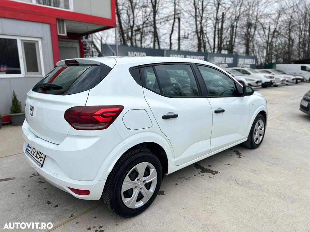 Dacia Sandero - 5