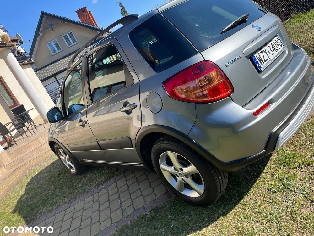 Suzuki SX4 1.6 VVT 4x2 Comfort - 5