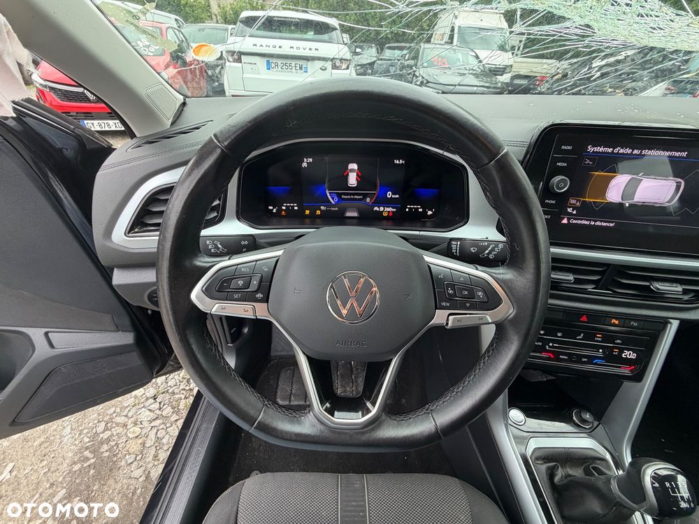 Volkswagen T-Roc - 8