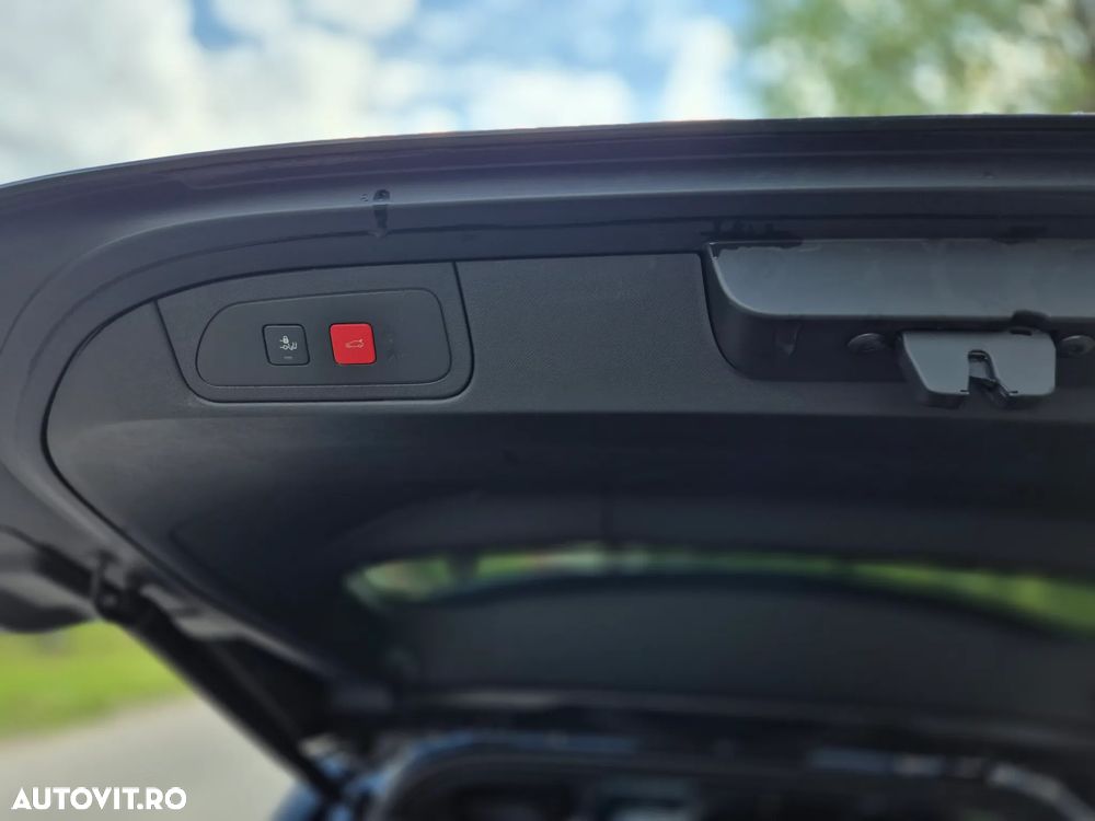 DS Automobiles DS 7 Crossback ver-crossback-bluehdi-180-aut-performance-line - 24