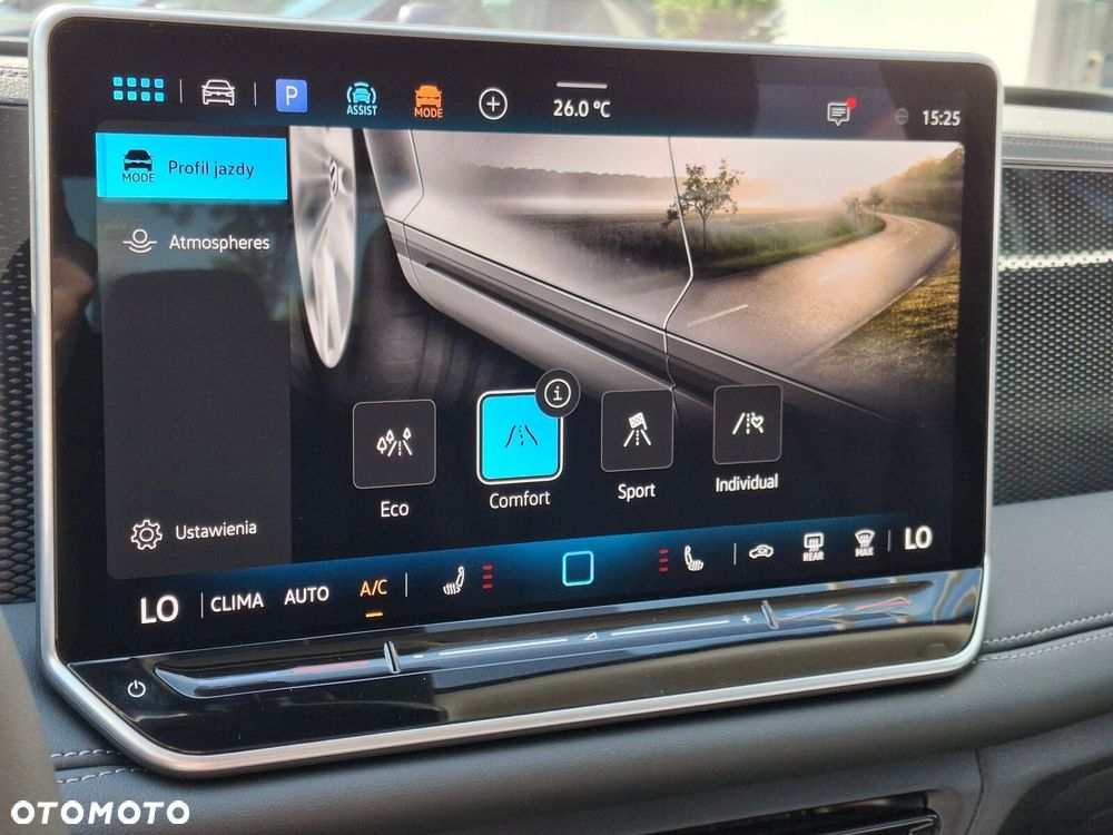 Volkswagen Tiguan 1.5 eTSI Life Plus DSG - 32