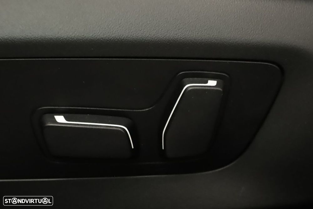 BMW 520 d Pack Desportivo M - 21