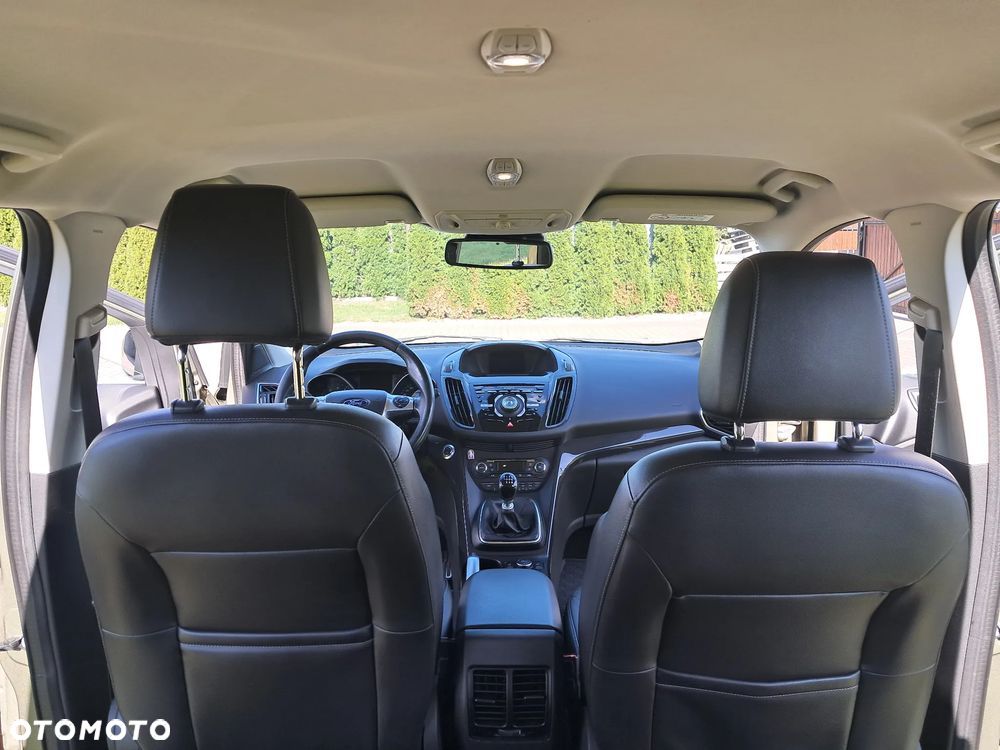 Ford Kuga - 9