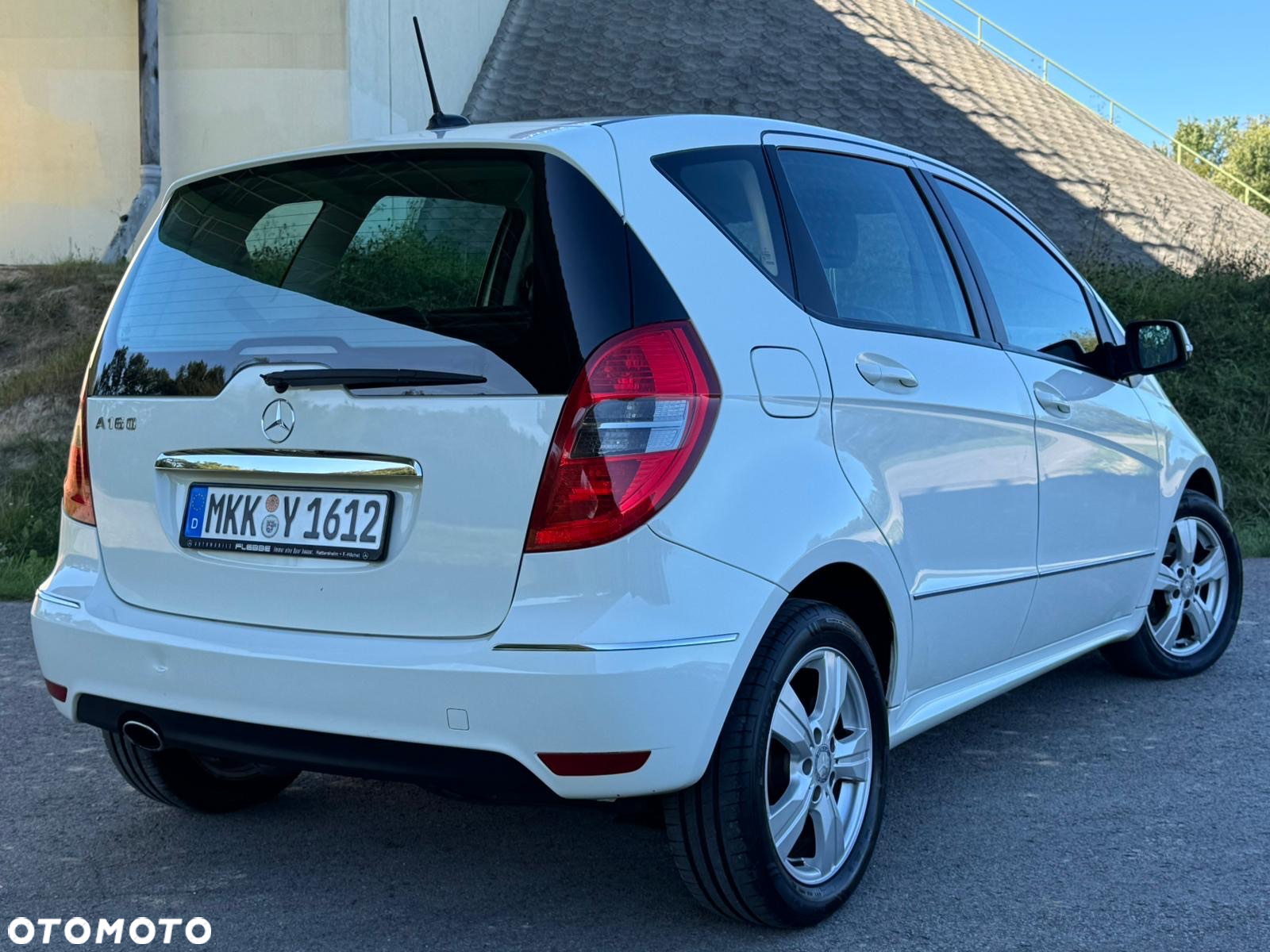 Mercedes-Benz Klasa A 160 BlueEFFICIENCY Special Edition - 5