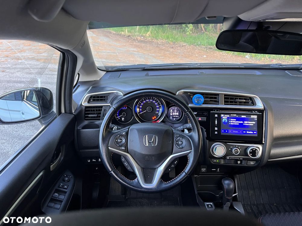Honda Jazz 1.5 i-VTEC Dynamic (ADAS) CVT - 10