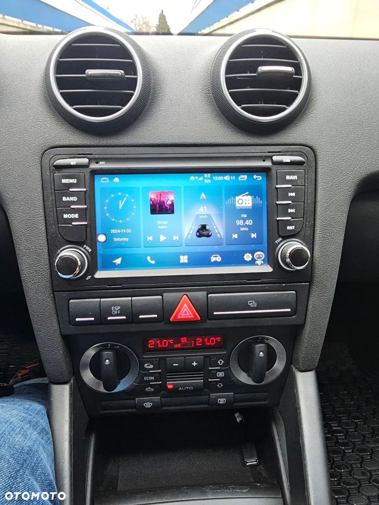 Audi A3 3-drzwiowe 1.6 Attraction - 19