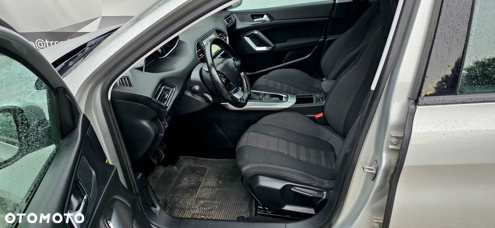 Peugeot 308 BlueHDi 120 EAT6 Stop & Start Allure - 17