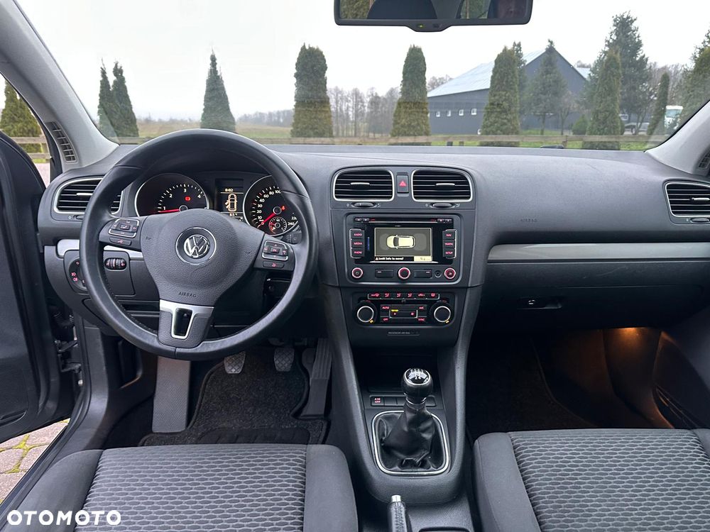 Volkswagen Golf 1.6 TDI DPF BlueMotion - 13
