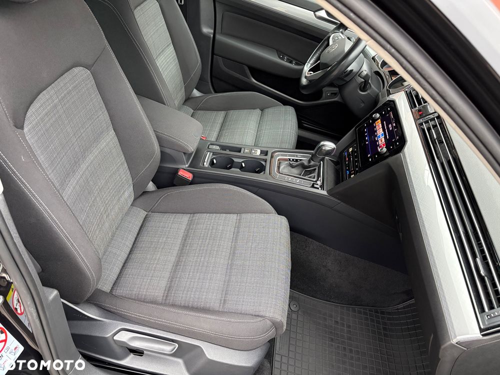 Volkswagen Passat 1.5 TSI EVO Business DSG - 8
