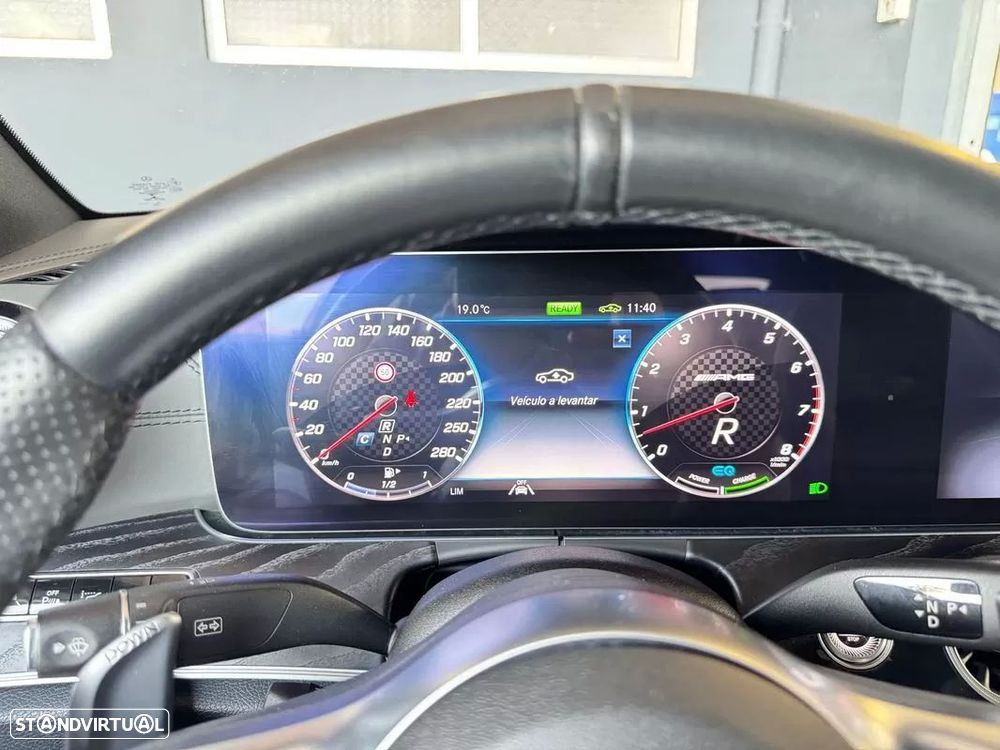 Mercedes-Benz E 53 AMG 4Matic+ - 50