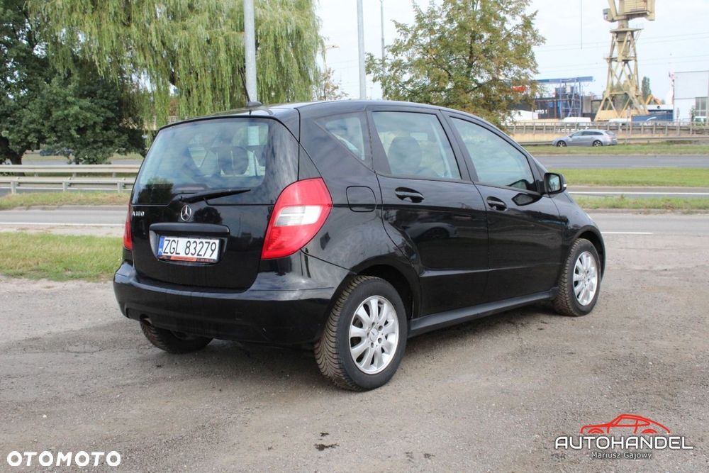 Mercedes-Benz A-Class 2010 photo 4