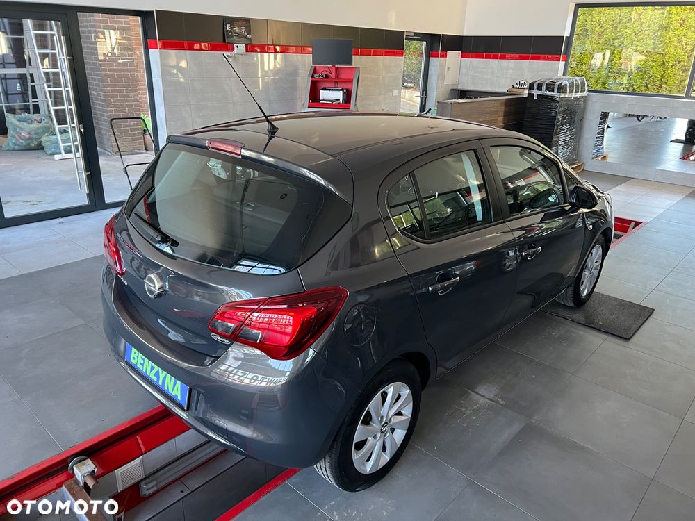 Opel Corsa 1.2 16V Cosmo - 8